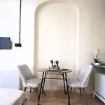 Hotel Golden Door