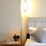 Hotel Golden Door 4*