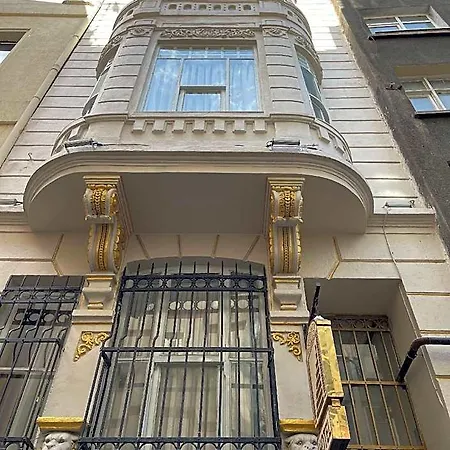 Golden Door 4* İstanbul