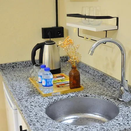 Golden Door Hotel 4*